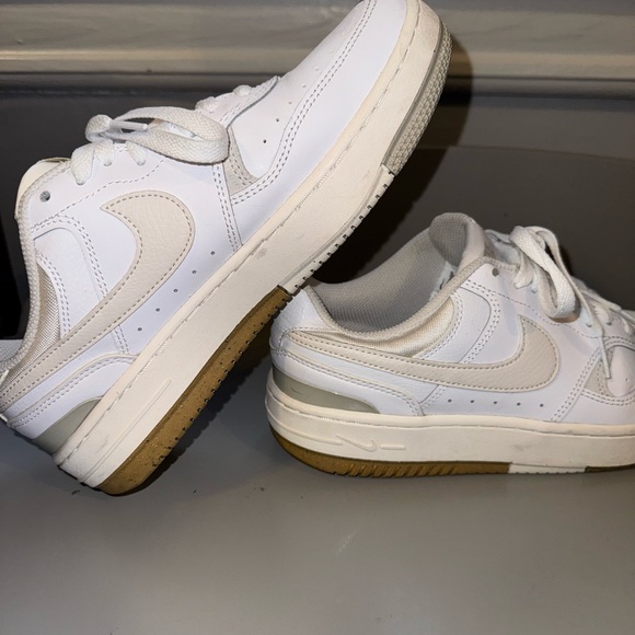 Nike Women's Gamma Force - Size 8 - Picture 2 of 6